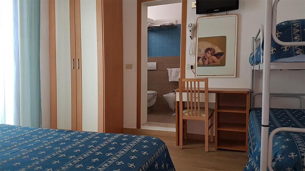 Hotel Sorriso - Molto Piu Di Una Stella Riccione Exterior foto